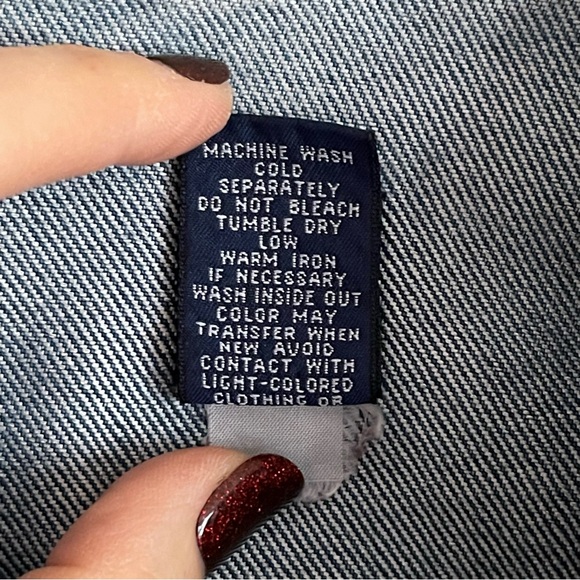 Vintage Gap Distressed Denim Jacket, Y2K, Size M, EUC - Picture 8 of 8